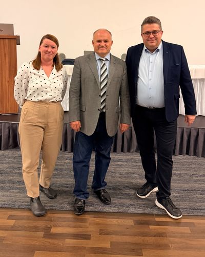 Zľava Ing. Veronika Kaisová, RNDr. Jozef Mihál a Michal Kais
